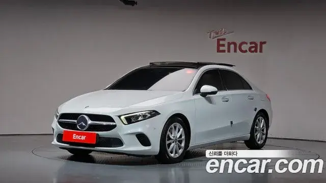 Mercedes-Benz A-Class A220 Sedan 2020