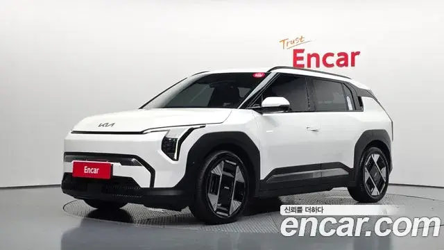 Kia EV3 Long Range 2WD Earth 2024