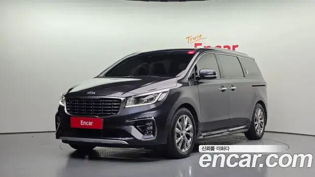 Kia Carnival 9-Seater Noblesse 2019