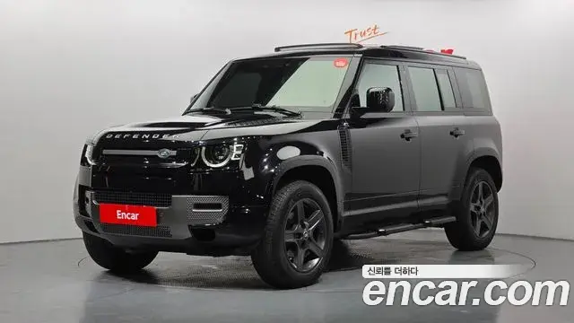 Land Rover Defender 110 P300 X-Dynamic SE 2025