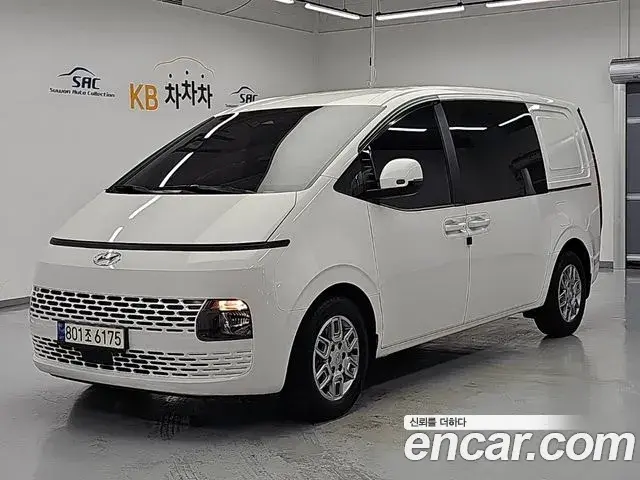 Hyundai Staria Cargo 5-Seater Modern 2022