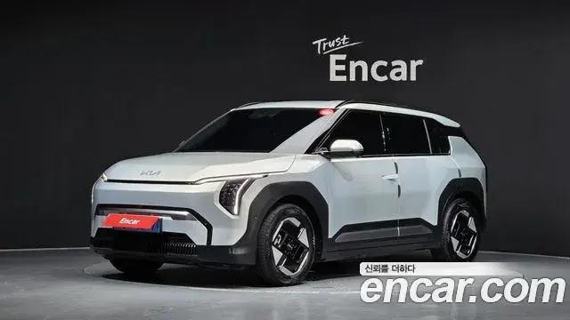 Kia EV3 Long Range 2WD Earth 2025