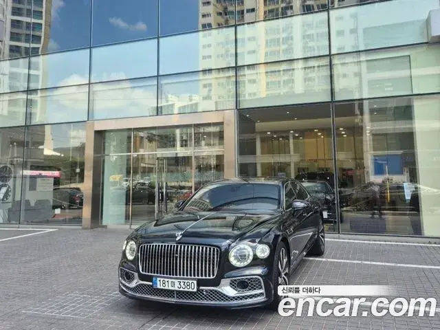 Bentley Flying Spur 4.0 Azure 2023