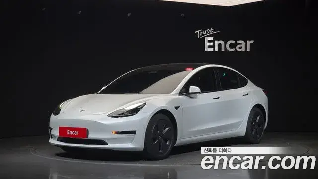 Tesla Model 3 RWD 2022