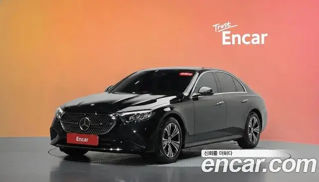 Mercedes-Benz E-Class E200 Avantgarde 2025