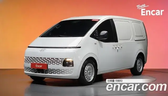 Hyundai Staria Cargo 3-Seater Smart 2025
