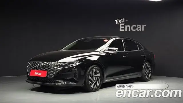 Hyundai Grandeur Le Blanc 2022