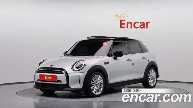 Mini Cooper 5-Door Classic Plus 3rd 2021