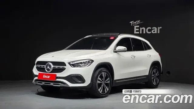 Mercedes-Benz GLA-Class GLA220 2021