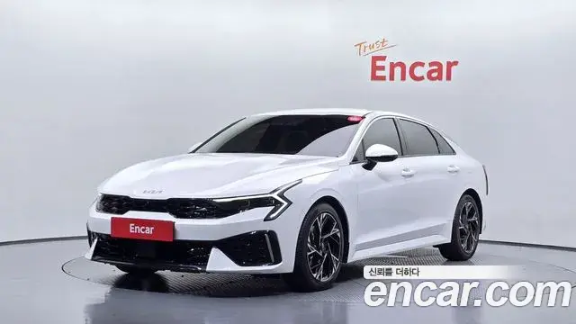 Kia K5 1.6 Turbo Signature 2023