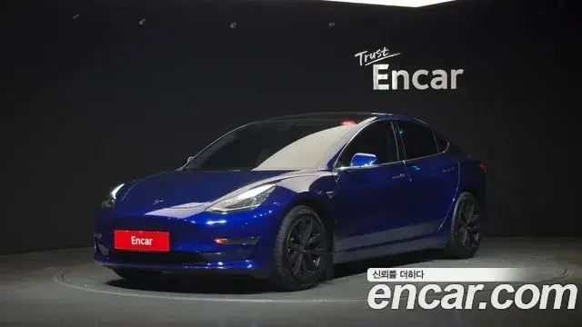 Tesla Model 3 Standard Range Plue RWD 2020