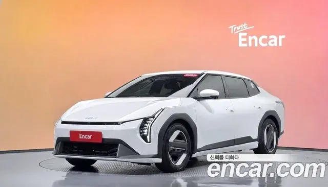 Kia EV4 Long Range 2WD Earth 2026