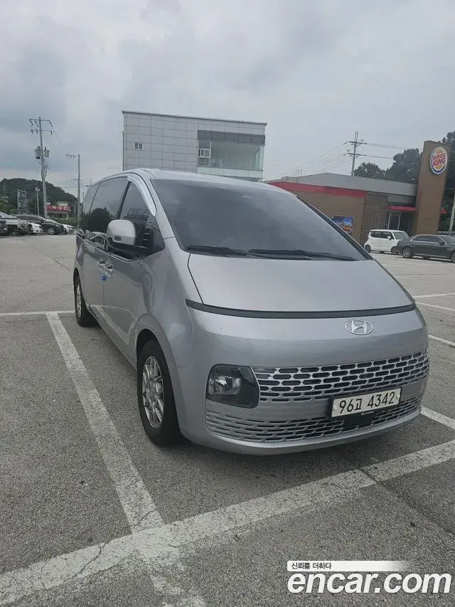 Hyundai Staria Cargo 3-Seater Smart 2021