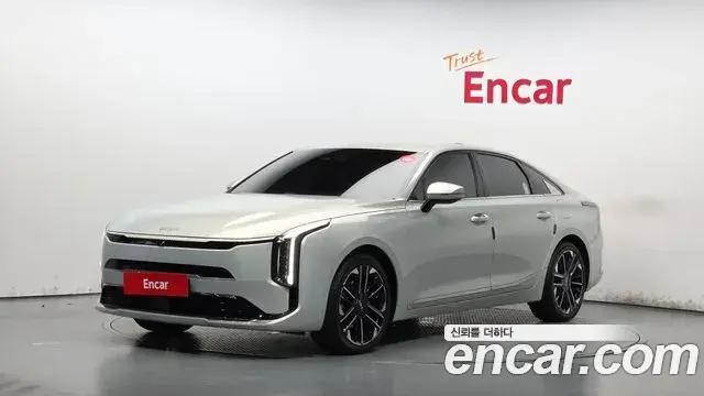 Kia K8 Signature 2025