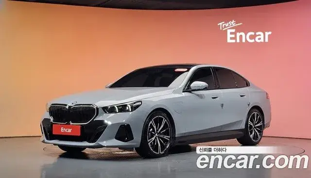 BMW 5-Series 530e M Sport 2026