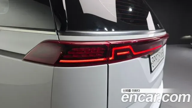 Kia Carnival Gasoline 7-Seater Signature 2023 — фото 23