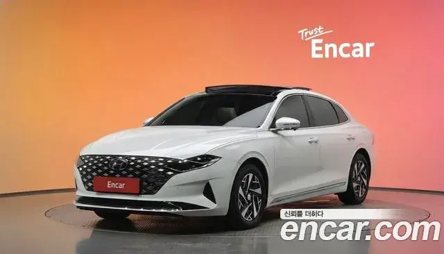 Hyundai Grandeur Le Blanc 2022