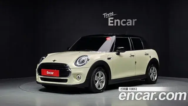 Mini Cooper 5Door Standard 3rd 2019