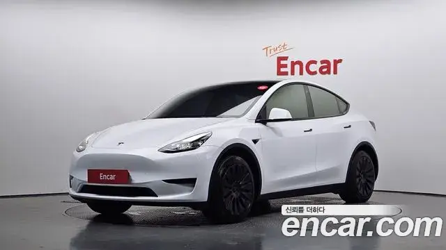 Tesla Model Y RWD 2023
