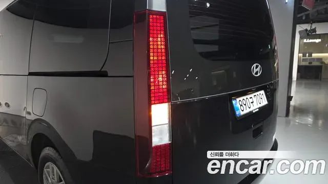 Hyundai Staria HEV 1.6T Cargo 2-Seater Modern 2026 — фото 23