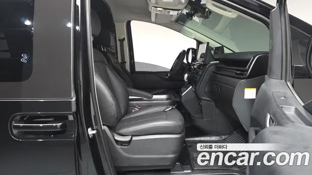 Hyundai Staria HEV 1.6T Cargo 2-Seater Modern 2026 — фото 26