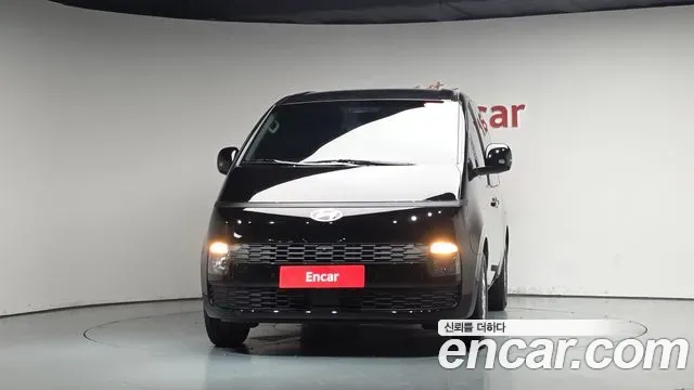 Hyundai Staria HEV 1.6T Cargo 2-Seater Modern 2026 — фото 3