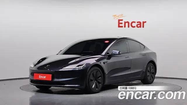 Tesla Model 3 RWD 2025