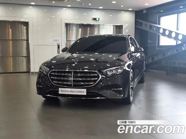 Mercedes-Benz E-Class E220d 4MATIC Exclusive 2024
