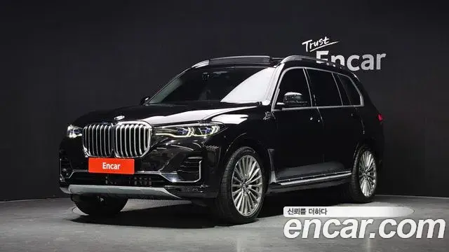 BMW X7 xDrive 40i Design Pure Excellence 7-Seater 2021