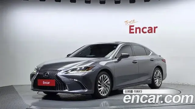 Lexus ES Executive 2019