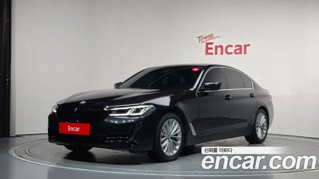 BMW 5-Series 530i xDrive Luxury 2020