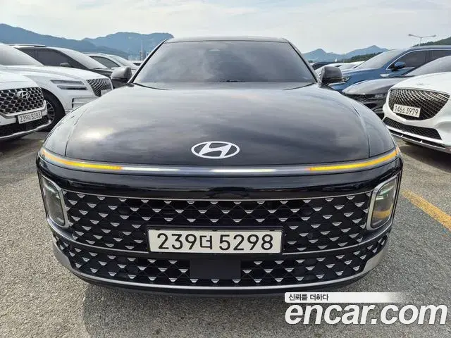 Hyundai Grandeur Premium 2023