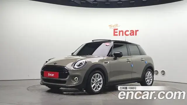 Mini Cooper 5Door HIGH 3rd 2020