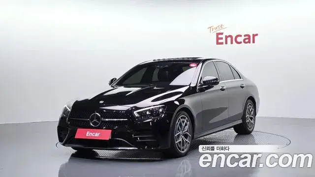 Mercedes-Benz E-Class E220d 4MATIC AMG Line 2022