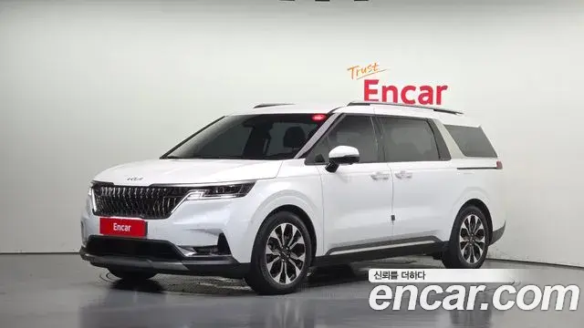 Kia Carnival Gasoline 9-Seater Signature 2022