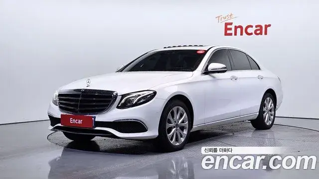 Mercedes-Benz E-Class E300 4MATIC Exclusive 2020