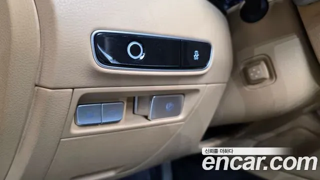 Kia K9 3.8 GDI AWD Platinum 2021 — фото 17