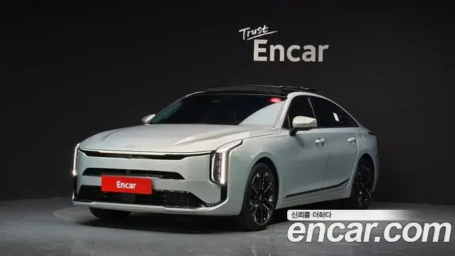 Kia K8 Signature 2025