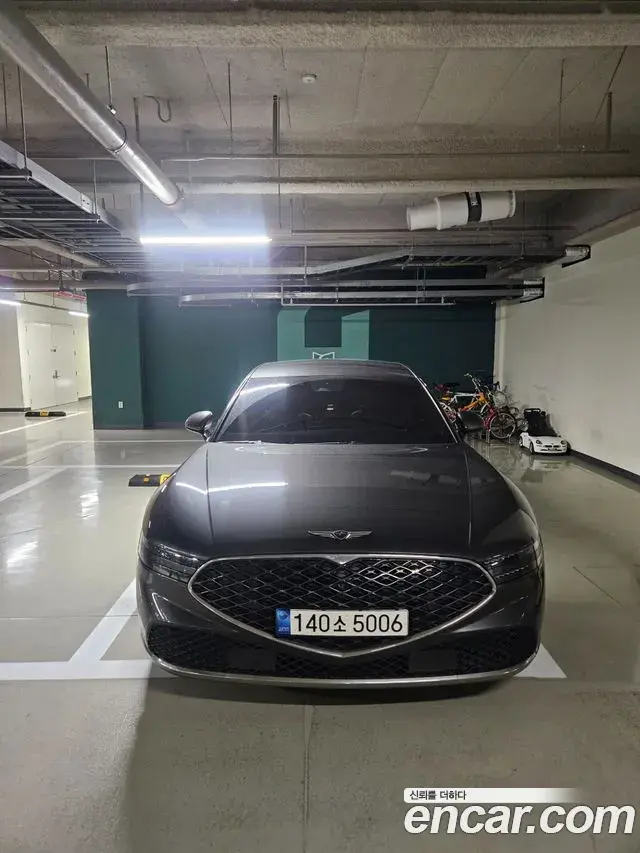 Genesis G90 Gasoline 3.5 Turbo AWD 2022
