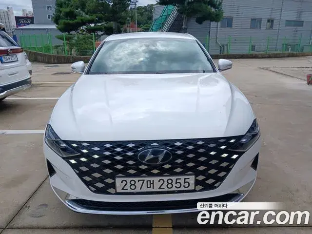 Hyundai Grandeur 2.5 Premium 2022