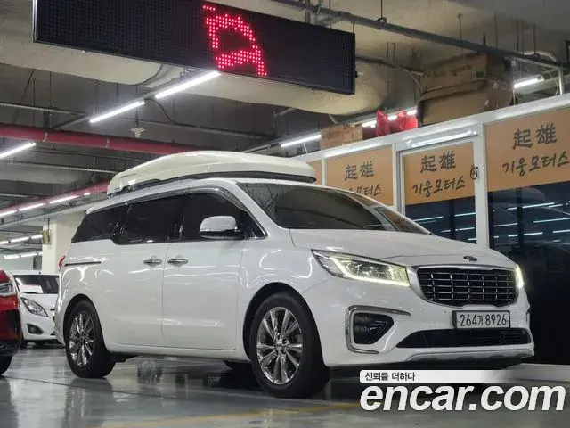 Kia Carnival 9-Seater Prstige 2019