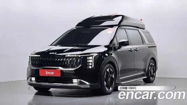 Kia Carnival Gasoline 4-Seater Hi Limousine Signature 2024