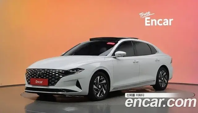 Hyundai Grandeur Le Blanc 2022