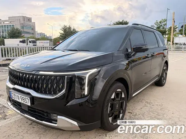 Kia Carnival HEV 9seater Signature 2025
