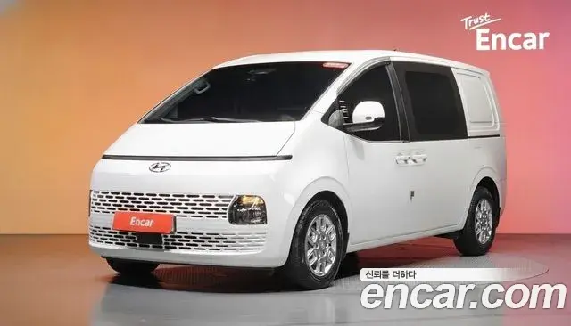 Hyundai Staria Cargo 5-Seater Modern 2022