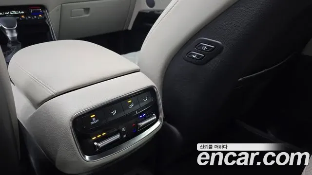 Kia Mohave Diesel 3.0 4WD 7-Seater Masters 2021 — фото 31