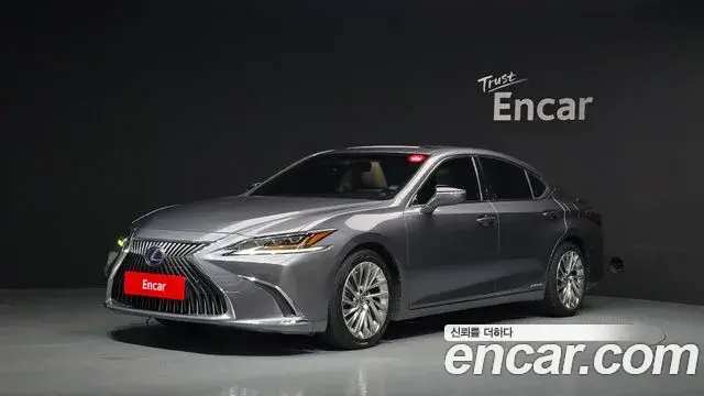 Lexus ES Executive 2019