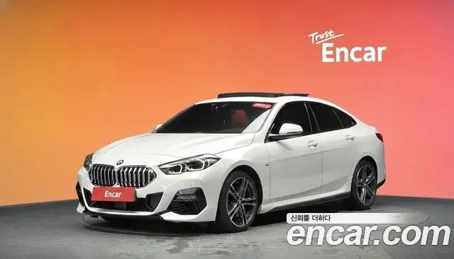BMW 2-Series 220i M Sports 2022