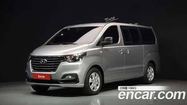 Hyundai Starex Wagon 11-Seater Modern 2019