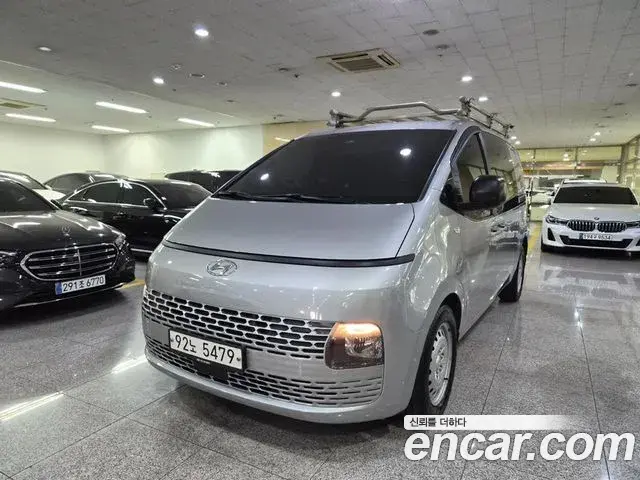 Hyundai Staria Cargo 5-Seater Smart 2021